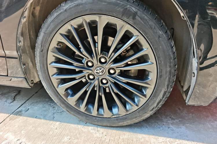 Used Toyota Avalon 2022 2.5L Touring Premium Edition
