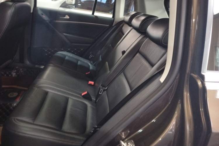 Used Volkswagen Tiguan L 2016 280TSI Automatic Two-Wheel Drive Silk Road Comfort Edition