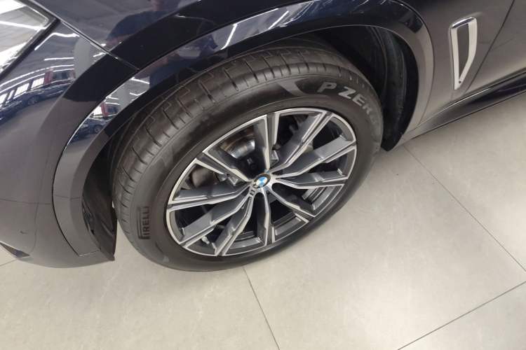 Used BMW X5 2022 xDrive 30Li M Sport Package
