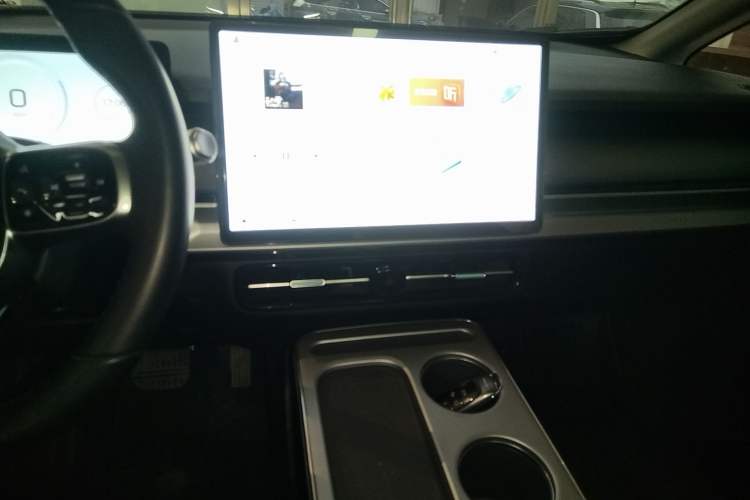 Used AION Y 2023 Plus 510 Smart Edition