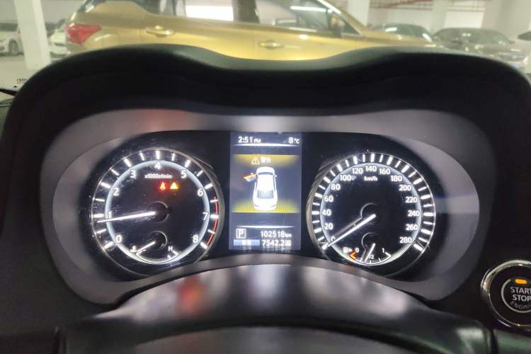 Used Infiniti Q50L 2018 2.0T Enjoyment Version China VI Standard
