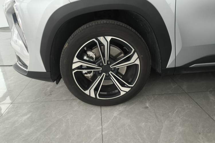 Used  L7 2025 EM-i 115km Exploration+ Edition
