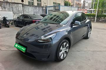 Used Tesla Model Y 2022 Long-Range All-Wheel-Drive Version