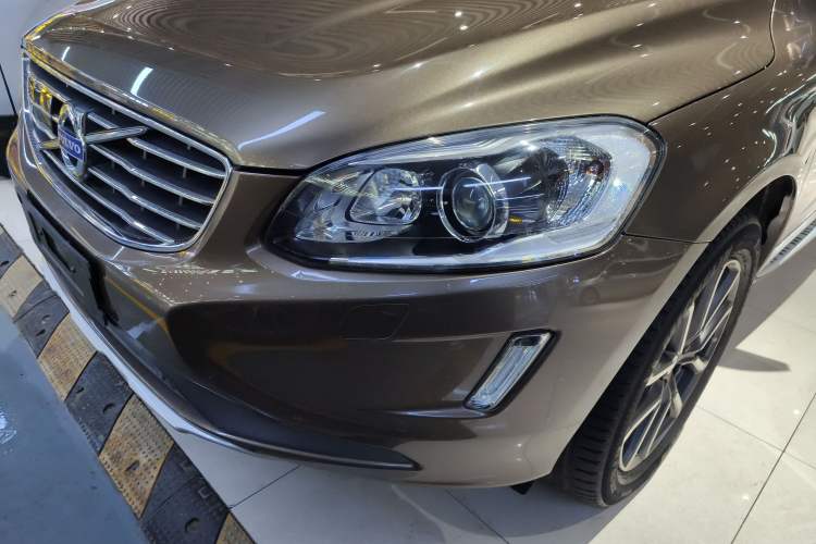 Used Volvo XC60 2017 T5 AWD Smart Upgrade Edition
