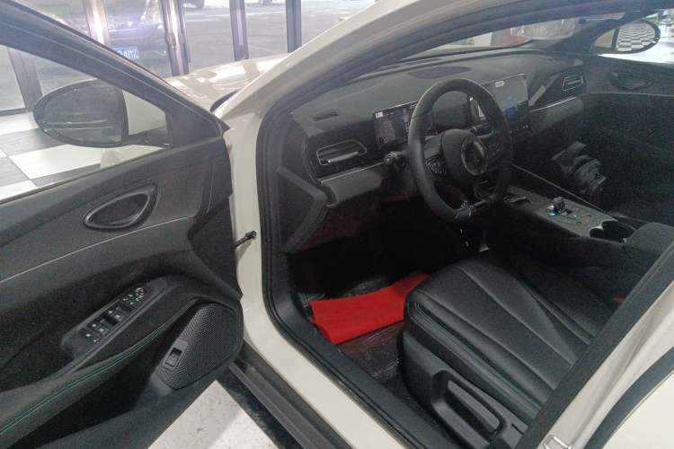 Used BYD Seal 06 New Energy 2025 DM-i Smart Drive 80KM Luxury Model
