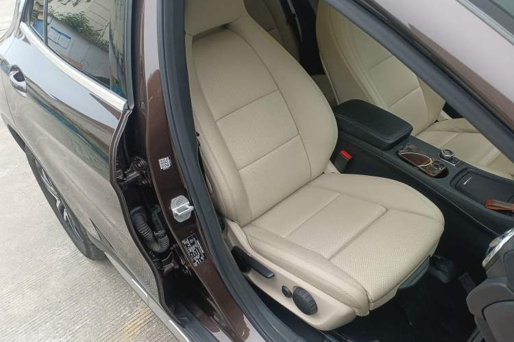 Used Mercedes-Benz GLA 2016 GLA 220 4MATIC Fashion Edition
