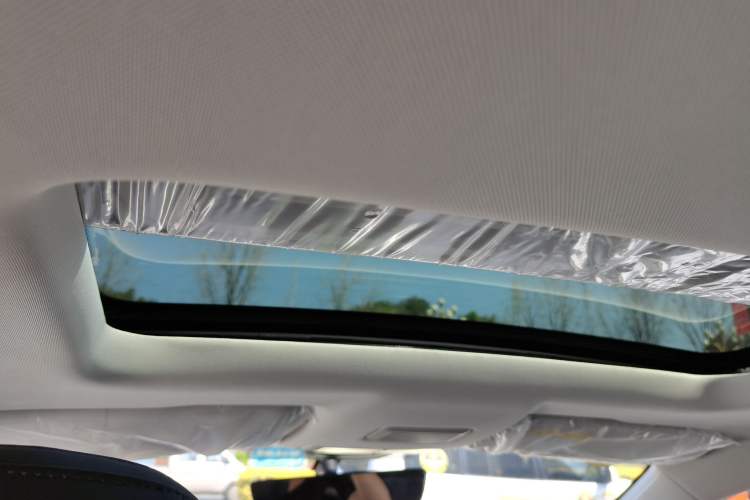 Used Roewe i5 2023 1.5L CVT Luxury Edition
