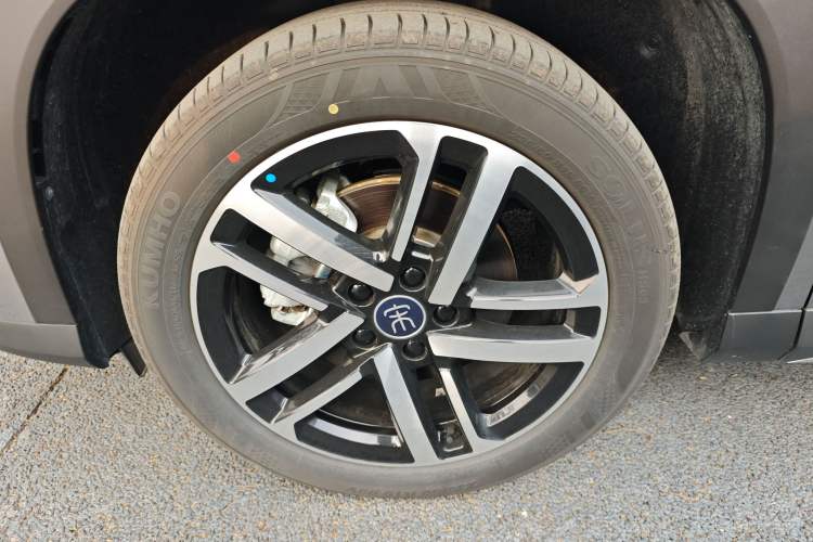 Used BYD Song L DM-i 2025 Intelligent Driving Version 112 km Beyond-Range Type