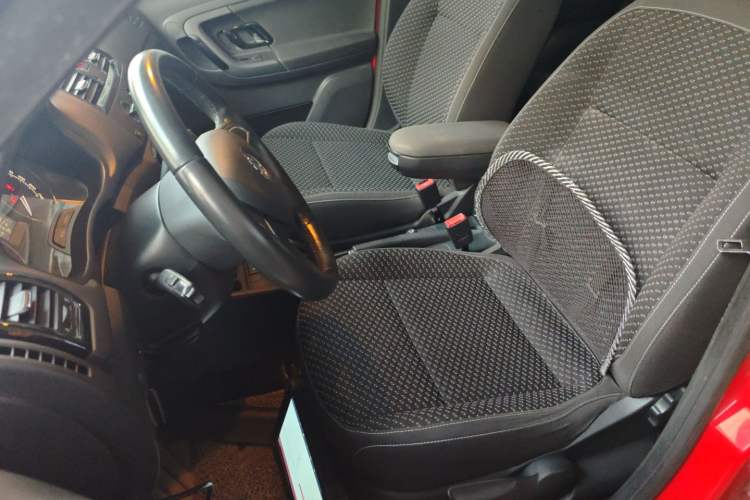 Used Skoda Fabia 2014 1.6L Automatic Sport Edition
