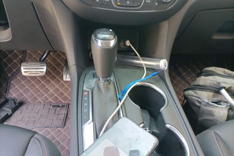 Used Chevrolet Equinox 2017 550T Automatic All-Wheel-Drive Top-Tier Version