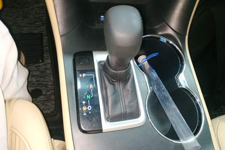 Used Toyota Highlander 2018 2.0T Four-Wheel Drive Elite Edition 7 Seats China VI Standard
