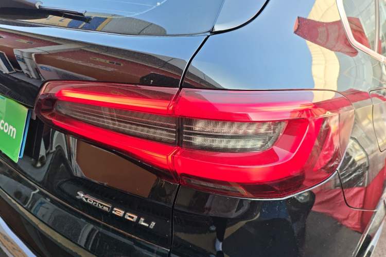 Used BMW X5 2022 Restyled xDrive 30Li Luxury Version M Sport Package