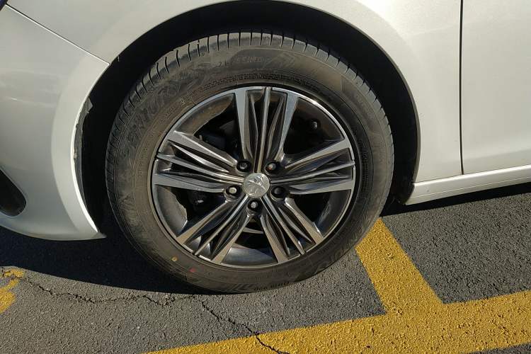 Used Peugeot 308 2019 230THP Automatic Luxury Edition China VI Standard