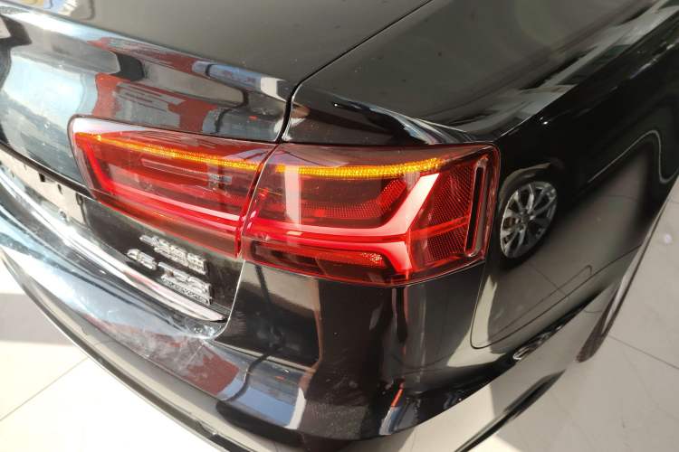 Used Audi A6L 2018 30th Anniversary Edition 45 TFSI quattro Sport model
