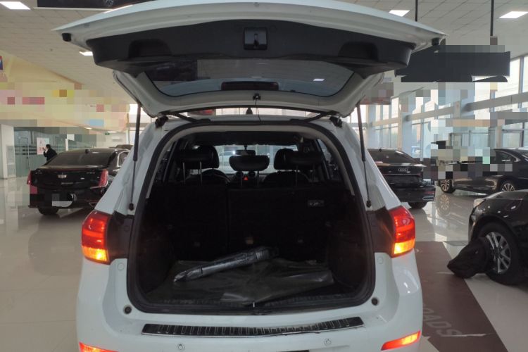 Used Haval H6 2016 Upgraded Model 1.5T Manual Two-Wheel Drive Value Edition
