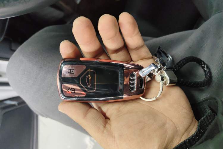 Used Audi A4L 2020 40 TFSI Luxury Dynamic Model
