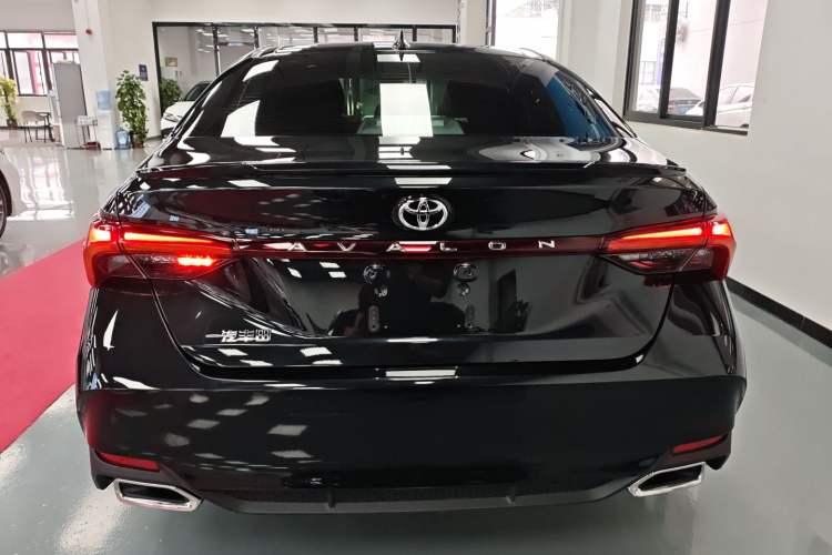 Used Toyota Avalon 2022 2.5L Luxury Edition
