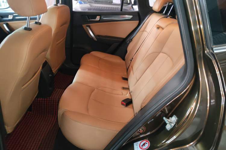 Used Brilliance V5 2016 1.5T Automatic Two-Wheel Drive Smart Version
