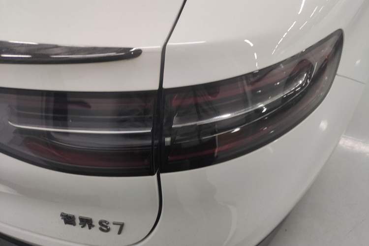 Used Hima Luxeed S7 2024 Max RS
