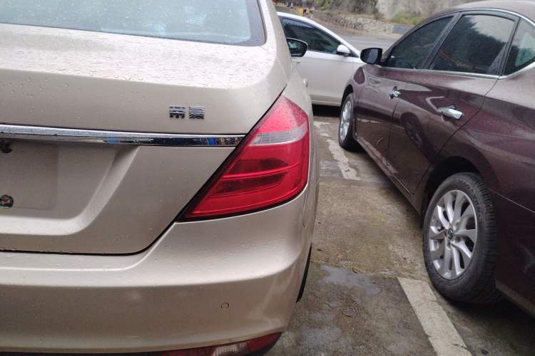 Used Geely Auto Emgrand 2017 Sedan Million Edition 1.5L CVT Upward Version
