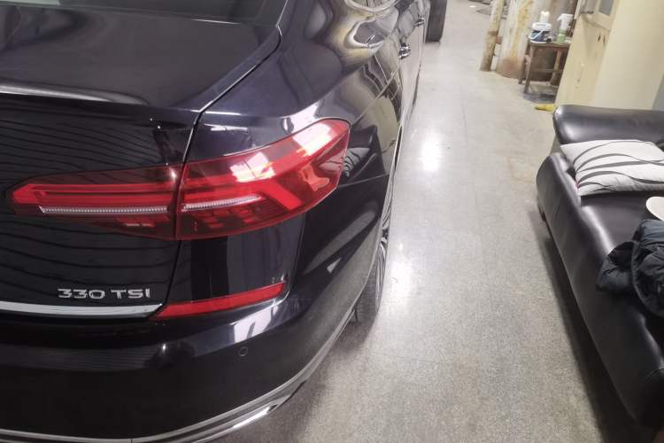 Used Volkswagen Passat 2019 330TSI Luxury Edition China VI Standard
