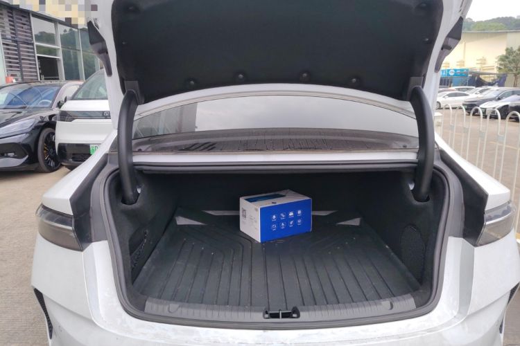 Used BYD Seal 2022 700 km Long-Range Rear-Wheel-Drive Version
