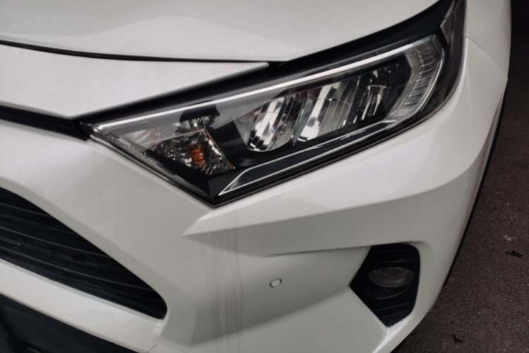 Used Toyota RAV4 2022 2.0L CVT Two-Wheel Drive Fashion Plus Edition