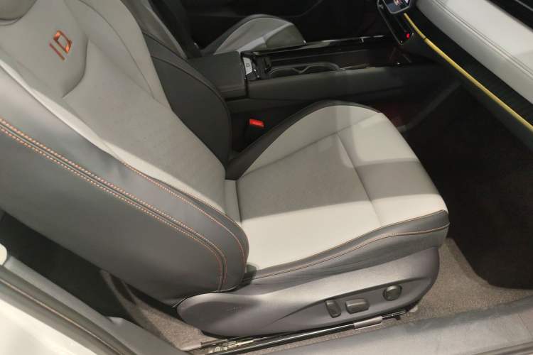 Used Volkswagen ID.7 VIZZION 2024 AIR model
