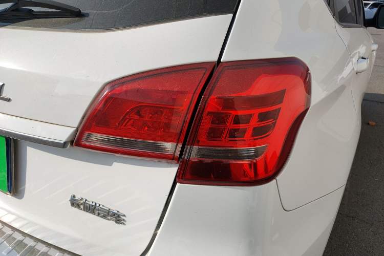 Used Haval H2 2014 1.5T Manual Two-Wheel Drive Elite Edition
