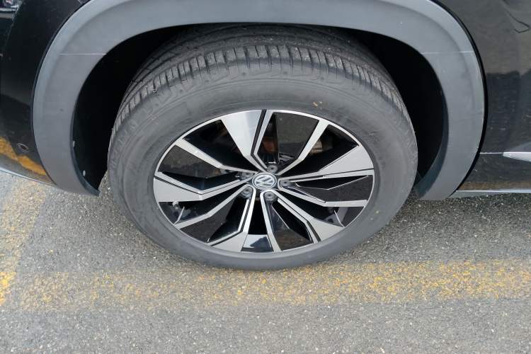 Used Volkswagen Teramont X 2019 330TSI Two-Wheel-Drive Prestige Luxury Edition
