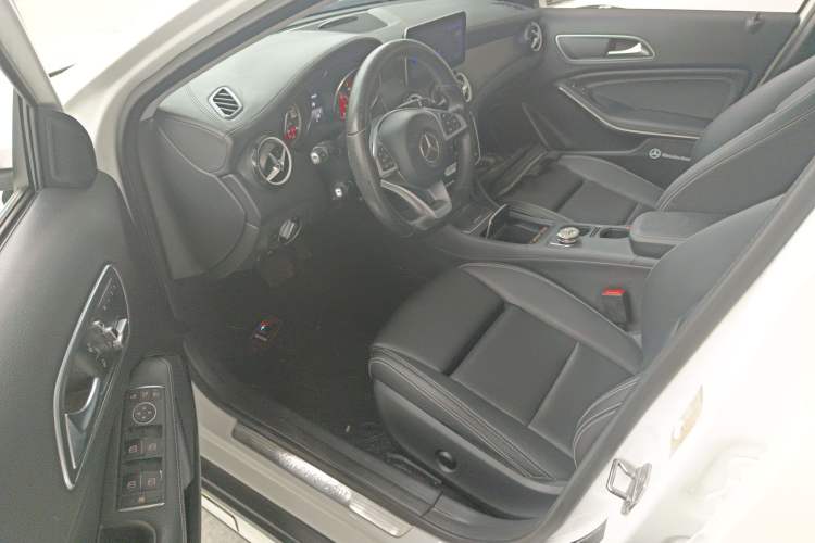 Used Mercedes-Benz GLA 2019 GLA 200 Fashion Model