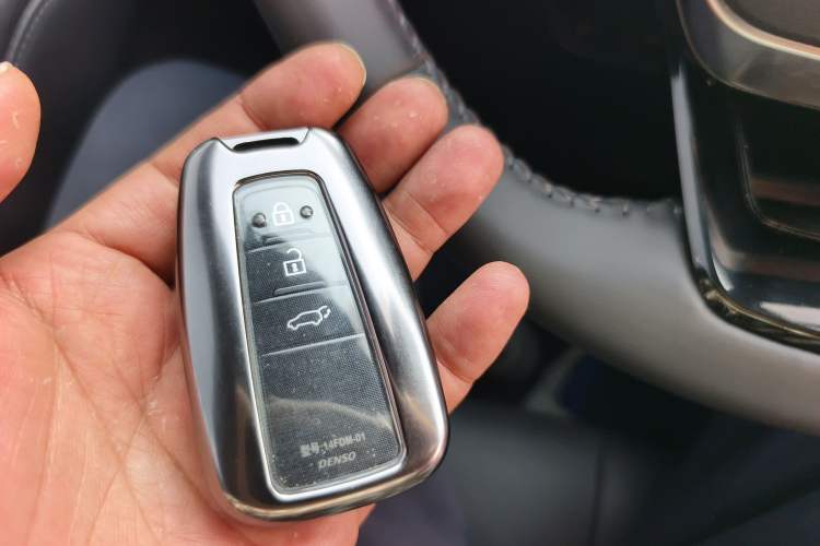 Used Toyota Crown Kluger 2023 2.5L HEV Four-Wheel Drive Prestige Edition
