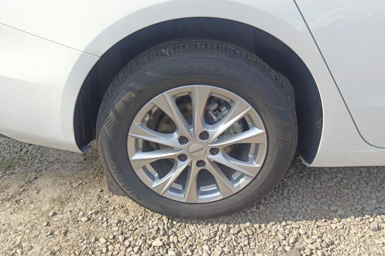 Used Roewe i5 2026 Model 1.5L CVT Luxury Edition
