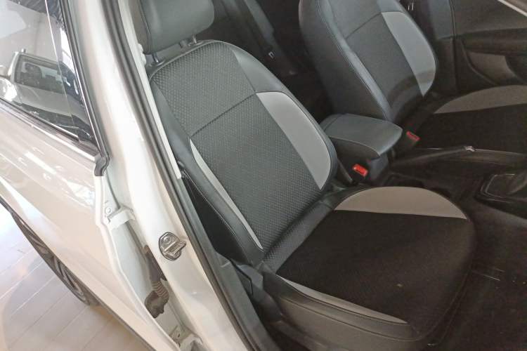 Used Volkswagen Tacqua 2023 200TSI DSG Joy-Connect Edition