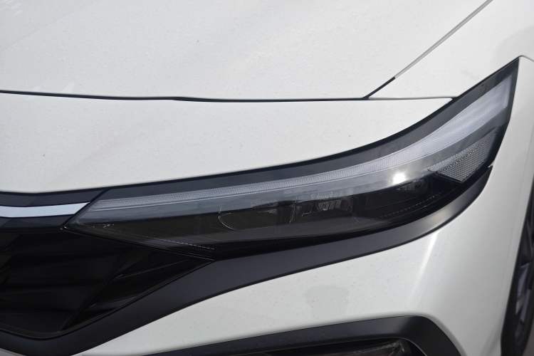 Used Hyundai Elantra 2023 1.5L CVT GLX Elite Edition
