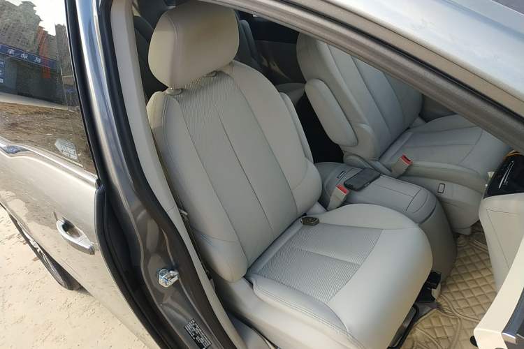 Used Buick GL8 2021 Land Cruiser Executive Class 652T Comfort Model