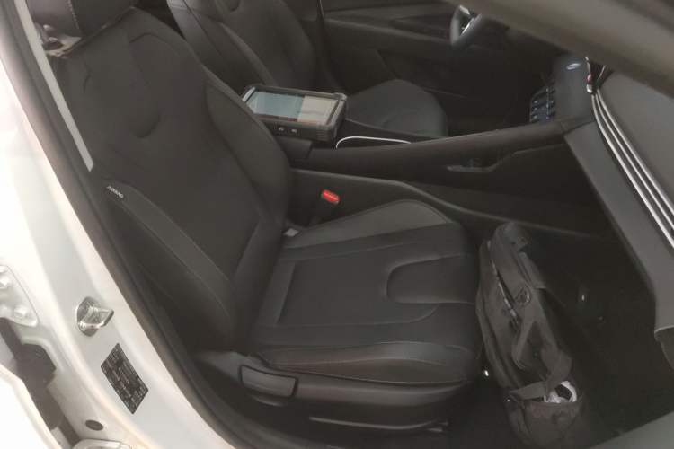 Used Hyundai Elantra 2022 1.5L CVT GLX Elite Edition