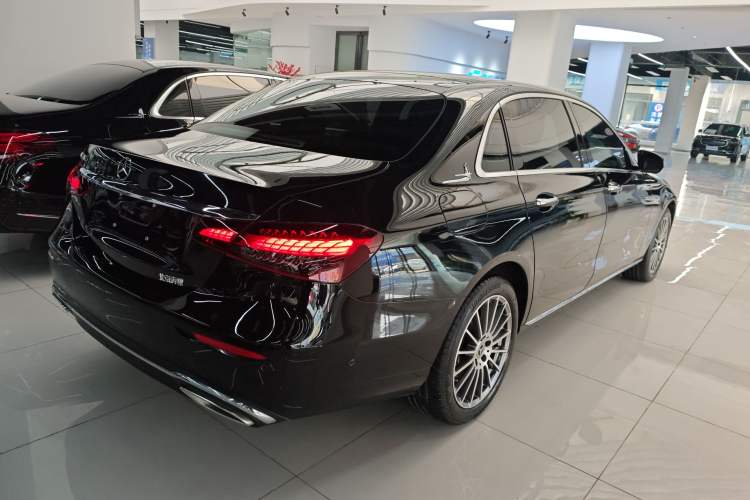 Used Mercedes-Benz E-Class 2023 Facelift E 260 L