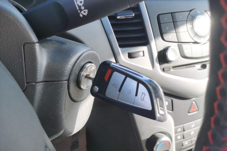 Used Chevrolet Cruze 2014 1.6L SL Millionth Anniversary Edition AT
