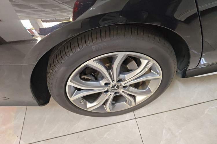 Used Mercedes-Benz E-Class 2020 E 300 L Sporty and Stylish Model