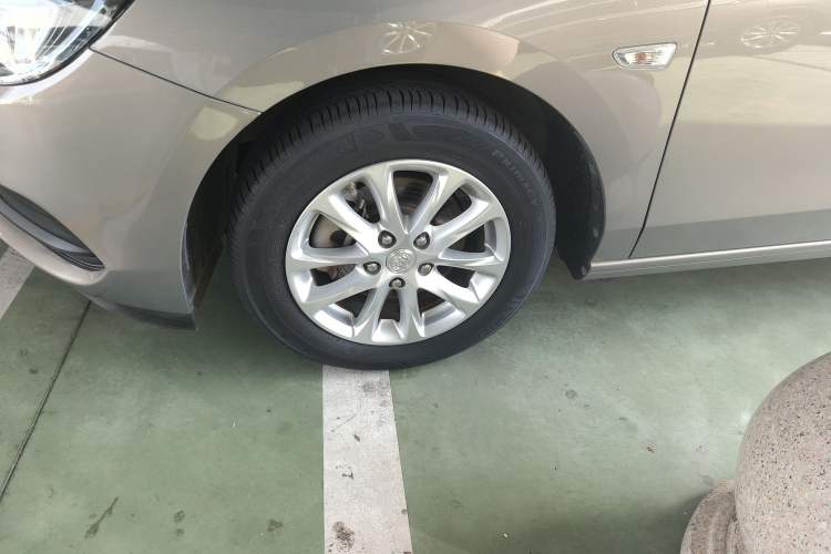 Used Buick GL6 2019 18T 6-Seater Elite Version China VI Standard
