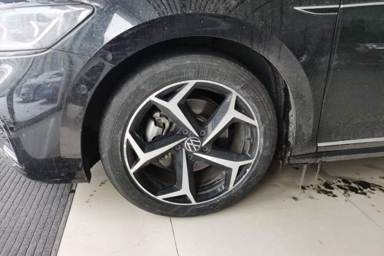 Used Volkswagen Passat 2023 330TSI Starry Luxury Edition
