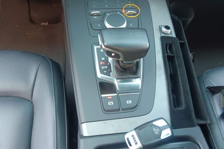 Used Audi Q5L 2018 40 TFSI Prestige Edition China VI Emission Standard