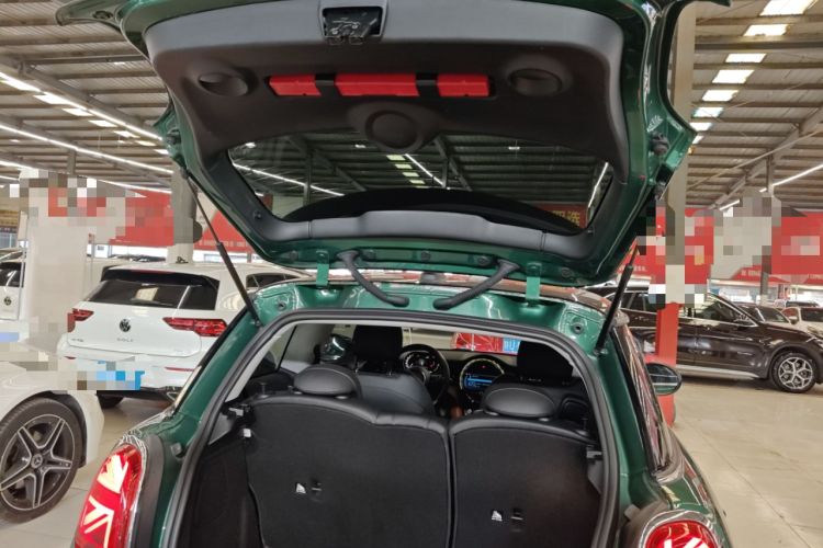 Used  MINI 2021 1.5T COOPER Classic Edition
