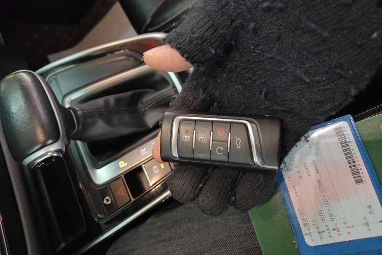 Used GAC Trumpchi M6 2021 270T DCT Luxury Edition (7 Seats)