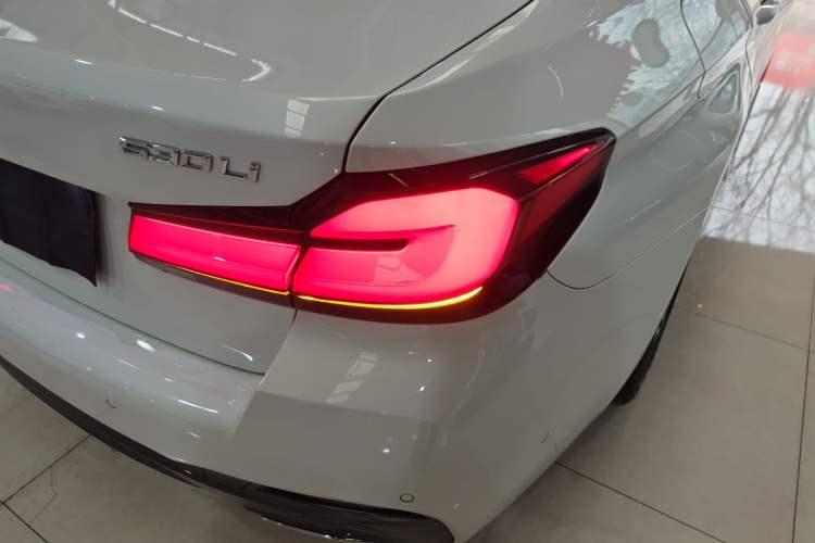 Used BMW 5 Series 2023 530Li Leading Model M Sport Package
