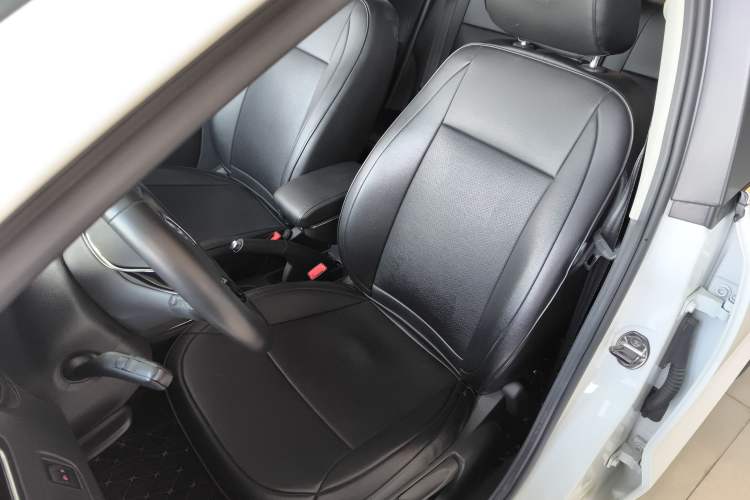 Used Volkswagen Polo 2016 1.6L Automatic Comfort Model