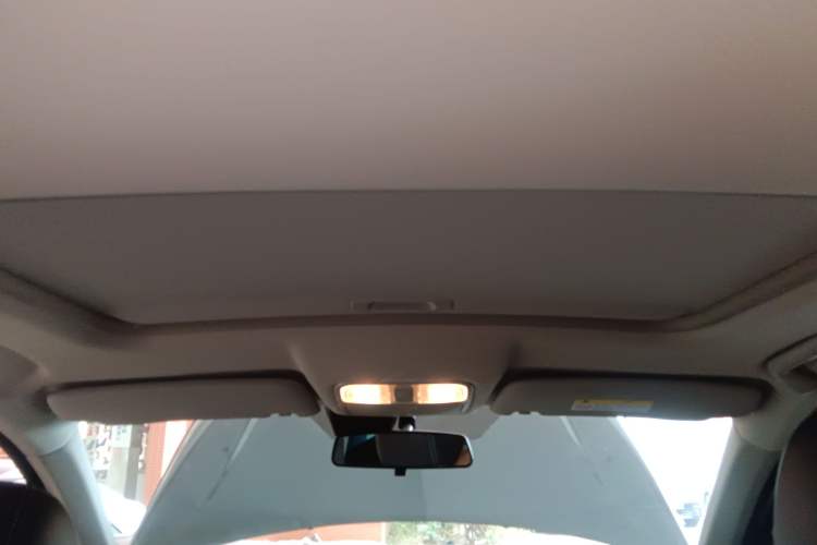 Used  E5 2024 Honor Edition 100KM Deluxe 7-Seater
