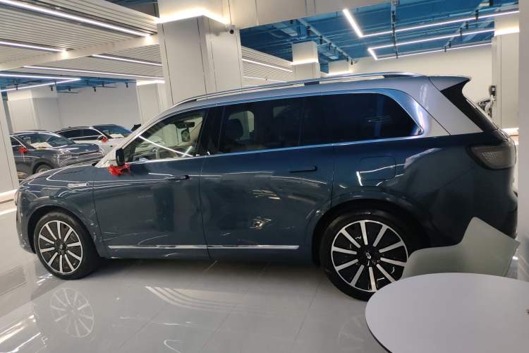 Used Hima AITO M9 2024 All-Electric Ultra Version 100 kWh 6-Seater Model
