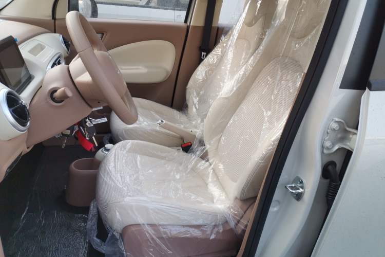 Used Wuling Hongguang MINIEV 2025 Four-Door Version Advanced Edition
